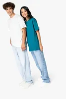 Tricou unisex Native Spirit Shoulder Loose personalizat, pe model