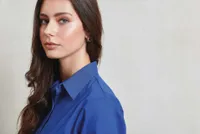 Cămașă damă Premier Poplin Blouse personalizată, pe model