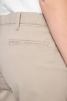 Pantaloni scurți damă Kariban Chino Bermuda Shorts personalizați, pe model