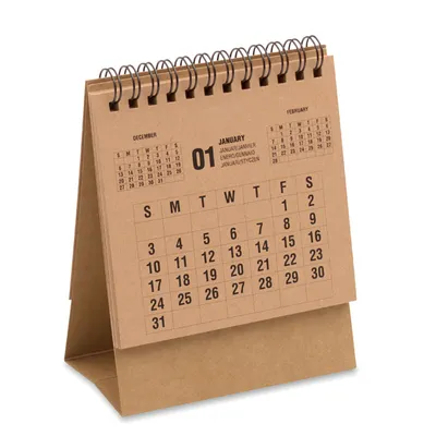 Calendar de birou pe 4 ani