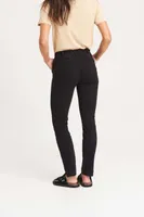 Pantaloni damă So Denim Lily Skinny Chinos personalizați, pe model