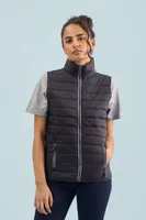 Vestă damă SOL'S Wave Lightweight Bodywarmer personalizată, pe model