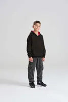 Hanorac copii Just Hoods Varsity personalizat, pe model
