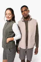 Vestă bărbați Kariban Luca Microfleece Gilet personalizată, pe model