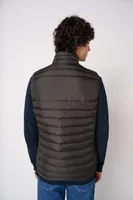 Vestă bărbați iDeal Basic Padded Bodywarmer personalizată, pe model