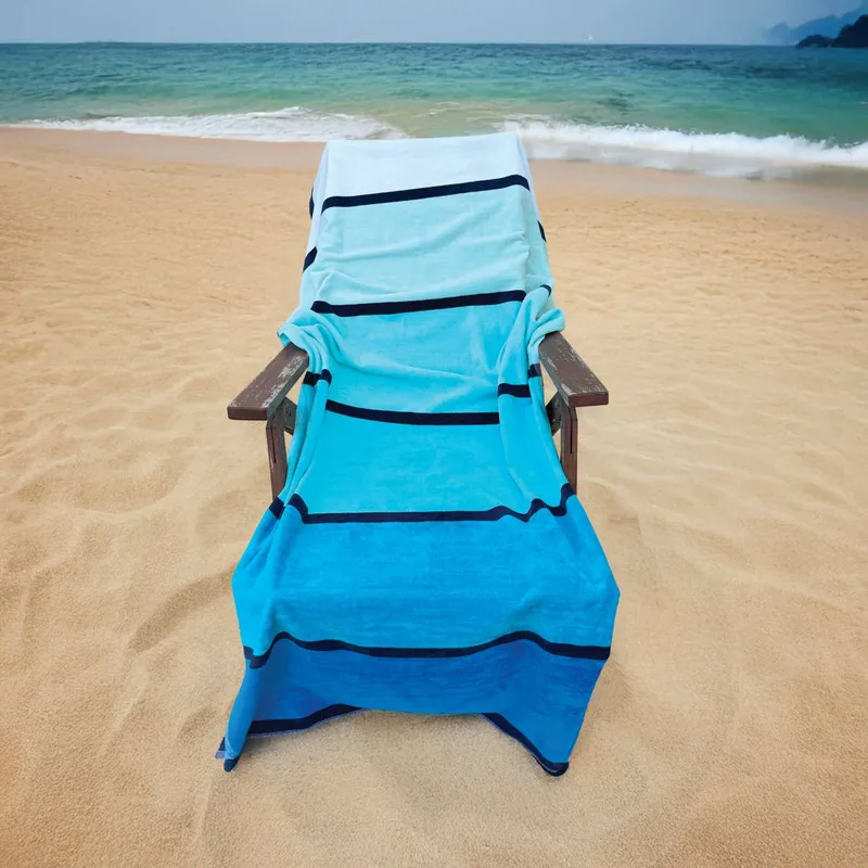 Prosop Olima „turquoise Wave Beach Velour personalizat, pe model