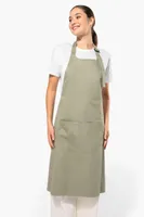 Șorț Kariban With Pocket IN Organic Cotton personalizat, pe model