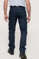 Pantaloni bărbați Designed To Work Multi Pocket Workwear Trousers personalizați, pe model