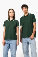 Tricou polo bărbați Kariban Short-sleeved Poloshirt With Contrasting Piping personalizat, pe model