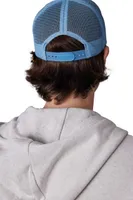 Șapcă K-UP Trucker Mesh 5 Panels personalizată, pe model