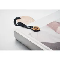 Semn de carte cu semințe pin personalizat, vedere detaliu
