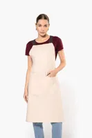 Șorț Kariban Organic Cotton personalizat, pe model