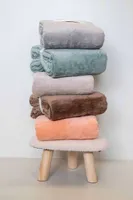 Jachetă polar unisex Olima Coral Fleece Blanket personalizată, pe model
