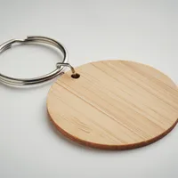 Breloc rotund din bambus personalizat, vedere detaliu