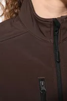Vestă softshell damă Kariban Softshell Bodywarmer personalizată, pe model