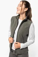Vestă damă Kariban Melodie Microfleece Gilet personalizată, pe model