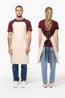 Șorț Kariban Organic Cotton personalizat, pe model