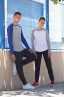 Tricou bărbați SF Clothing Baseball T personalizat, pe model