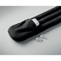 Pernă de călătorie pliabilă personalizată, în context