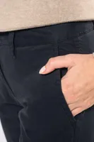 Pantaloni damă Kariban Chino Trousers personalizați, pe model