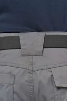 Pantaloni scurți bărbați Designed To Work Multipocket Workwear Bermuda Shorts personalizați, pe model