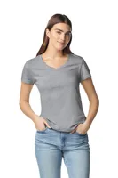 Tricou damă Gildan Softstyle™ V-neck personalizat, pe model