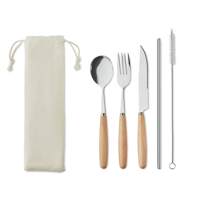 Set de tacâmuri personalizat