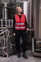 Vestă unisex Korntex Functional Vest Dortmund personalizată, pe model