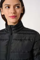 Jachetă damă iDeal Basic Padded personalizată, pe model