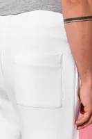 Pantaloni unisex Kariban Jogging Bottoms personalizați, pe model