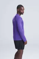 Articol sport Just Cool Cool T personalizat, pe model