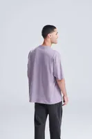 Tricou unisex Just Ts Oversize 100 T personalizat, pe model