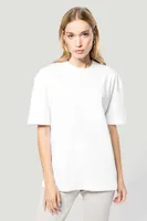 Tricou unisex Kariban Oversized Short Sleeve personalizat, pe model