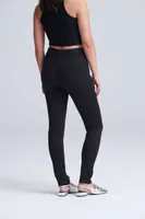 Pantaloni damă So Denim Lara Skinny Jeans personalizați, pe model