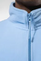 Jachetă unisex Kariban Falco Full Zip Microfleece personalizată, pe model
