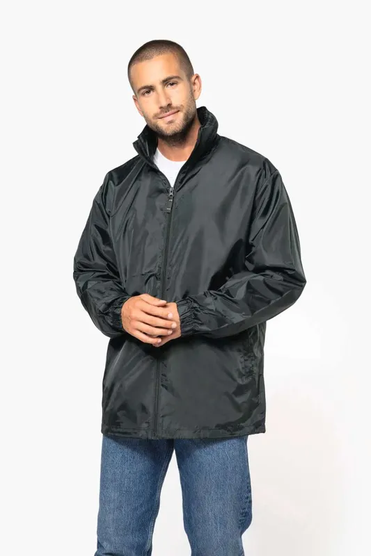 Jachetă unisex Kariban Unlined Windbreaker personalizată, pe model
