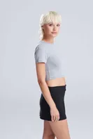 Tricou damă Just Ts Tri-blend Cropped T personalizat, pe model