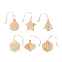 Set de ornamente din lemn personalizat