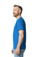 Tricou bărbați Gildan Softstyle™ Adult V-neck personalizat, pe model