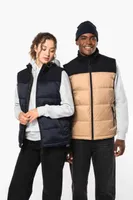 Vestă unisex Kariban Bi-tone Padded Bodywarmer personalizată, pe model