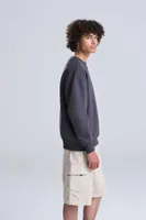 Bluză unisex Just Hoods Signature Heavyweight Sweat personalizată, pe model