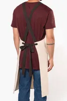 Șorț Kariban Organic Cotton personalizat, pe model