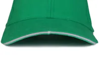 Șapcă SOL'S Buffalo Six Panel personalizată, pe model