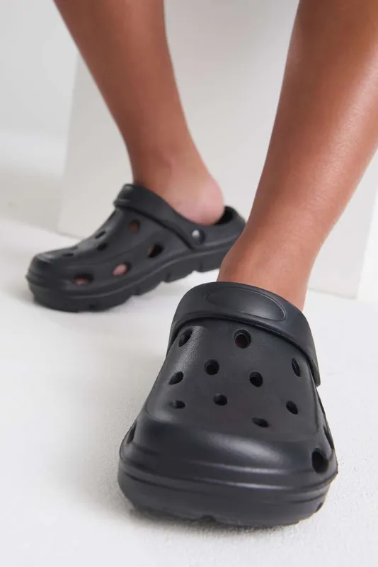 Just Cool Aero Clogs