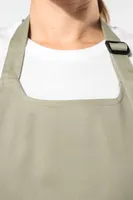 Șorț Kariban With Pocket IN Organic Cotton personalizat, pe model