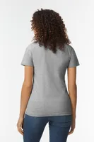 Tricou damă Gildan Softstyle™ Midweight personalizat, pe model