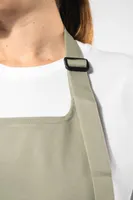 Șorț Kariban With Pocket IN Organic Cotton personalizat, pe model
