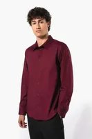 Cămașă bărbați Kariban Cotton/elastane personalizată, pe model
