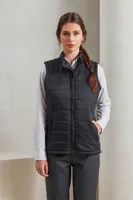 Vestă damă Premier Recyclight Padded Gilet personalizată, pe model