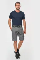 Pantaloni scurți bărbați Designed To Work Multipocket Workwear Bermuda Shorts personalizați, pe model
